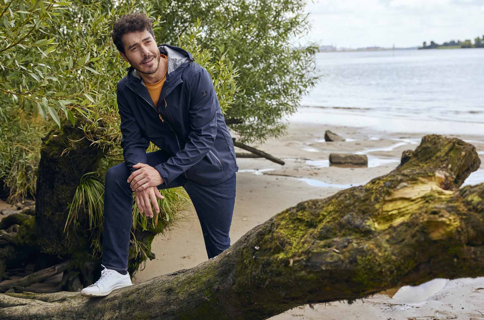 KOS 259 MN SFTSHLL JCKT